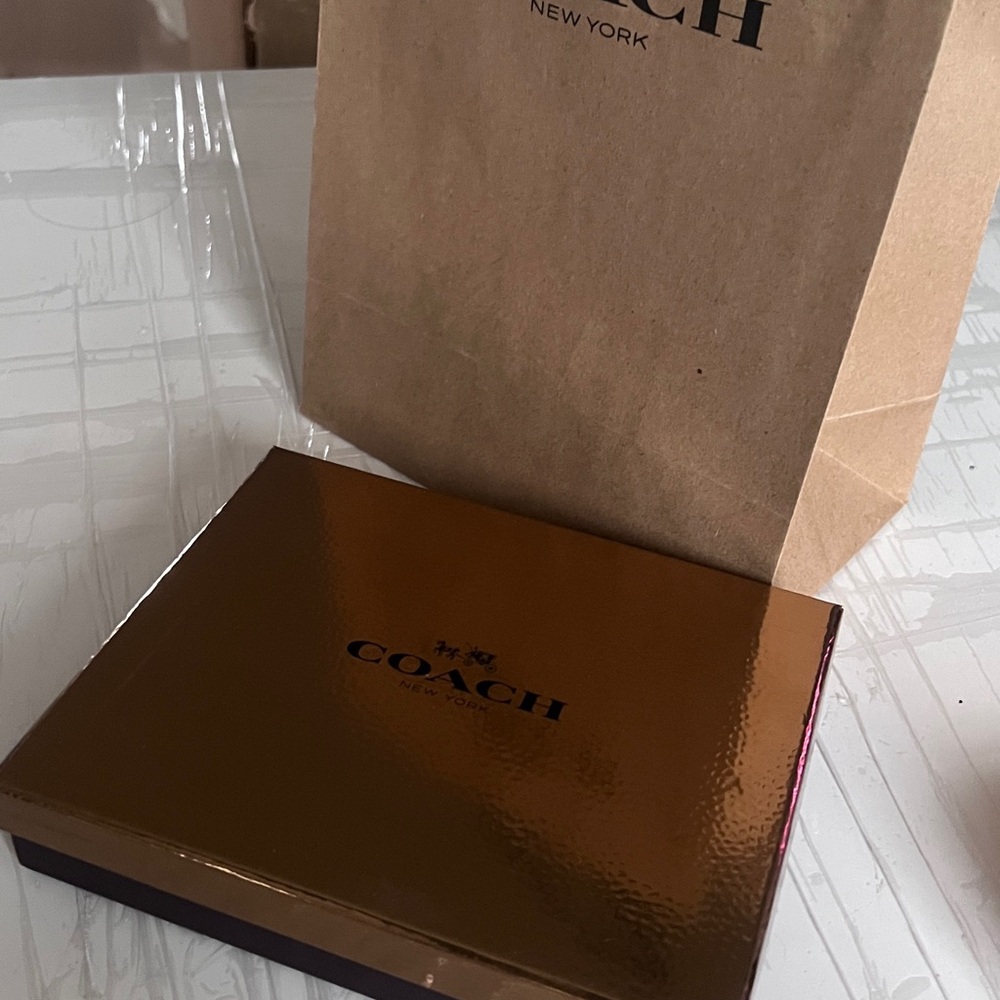 2Pc Coach Gold Gift Box with Brown Bag